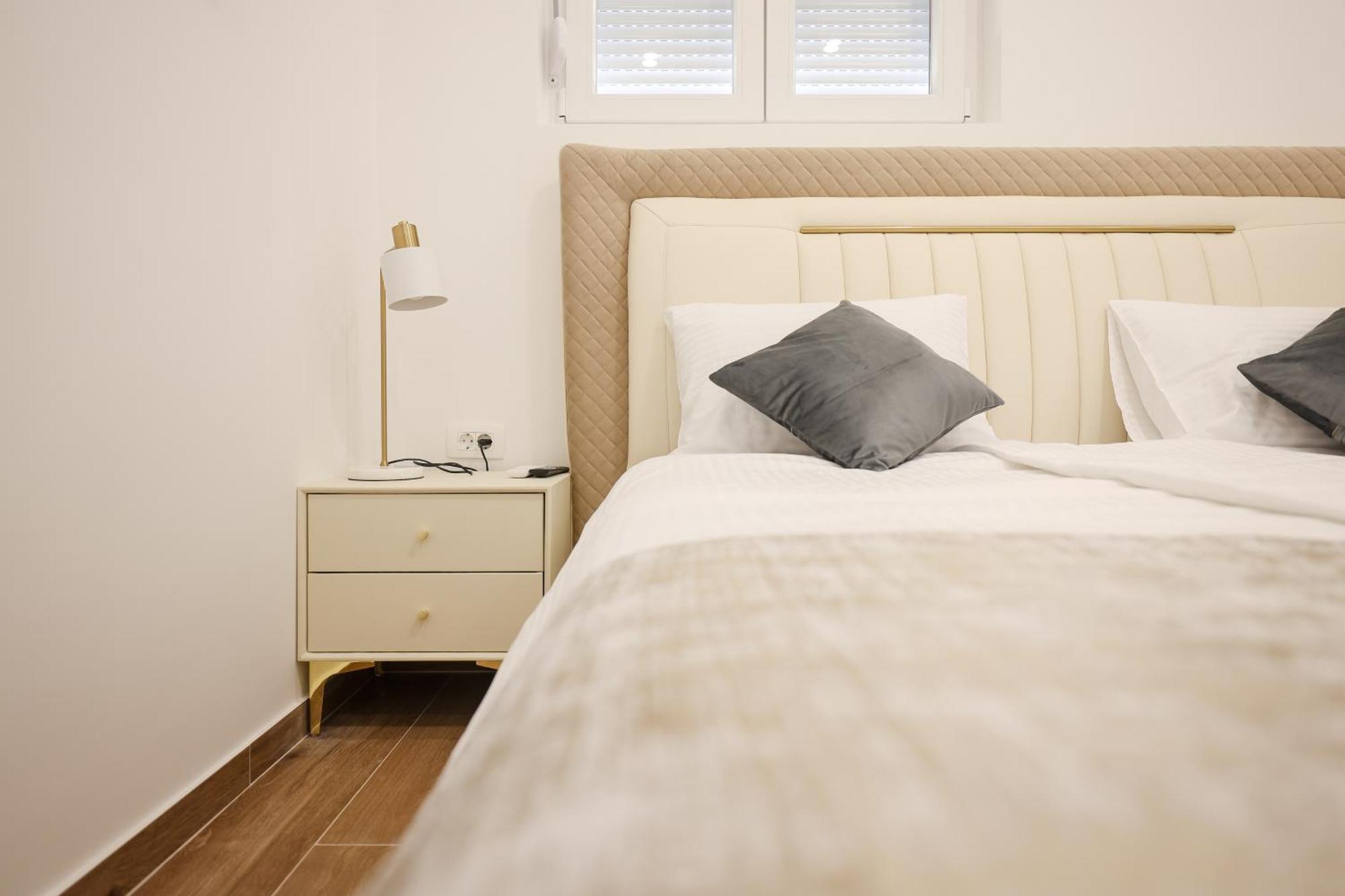 Premium Rooms Prince Задар Екстериор снимка