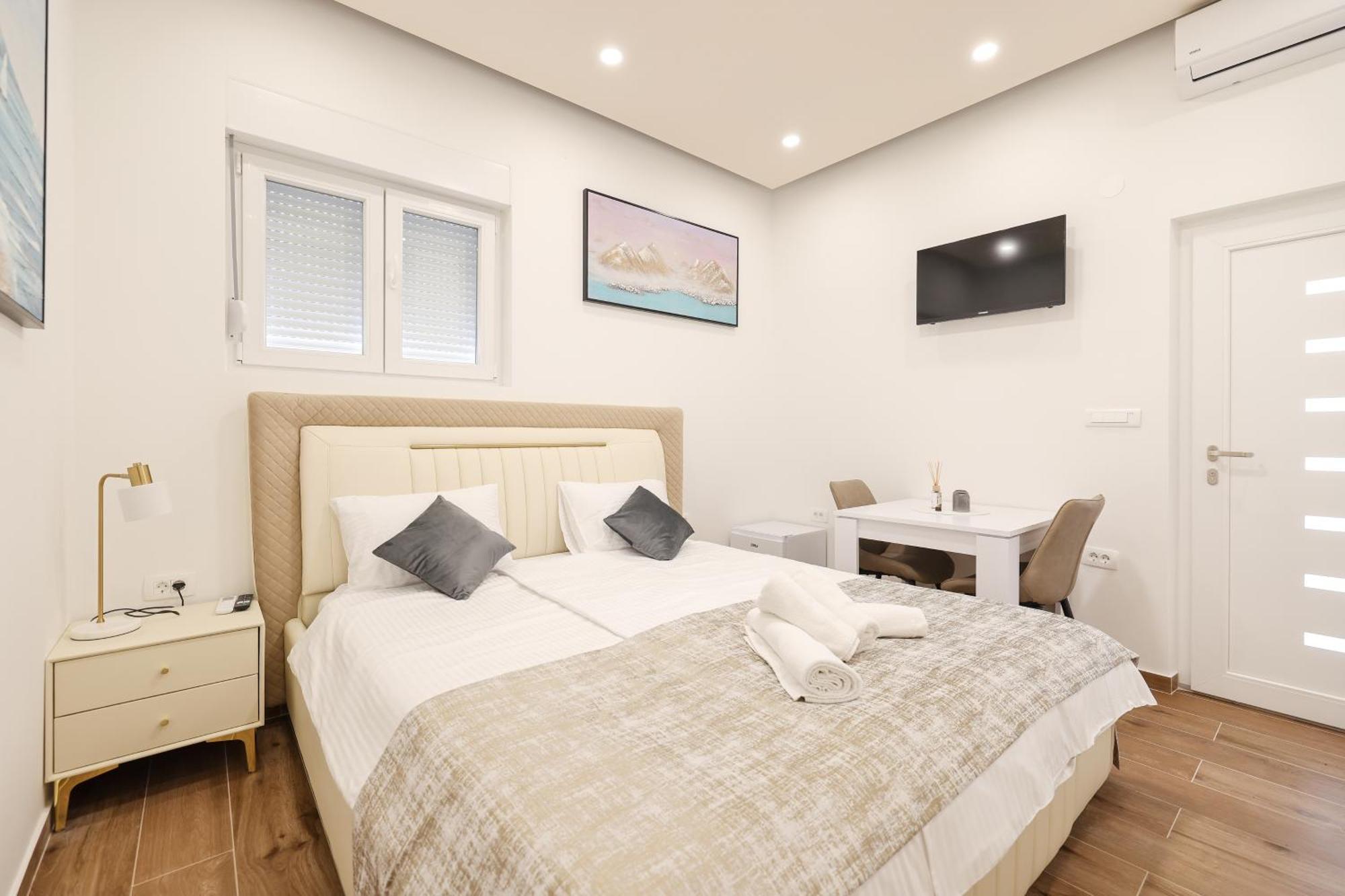 Premium Rooms Prince Задар Екстериор снимка